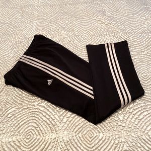 Adidas sport pants medium never worn